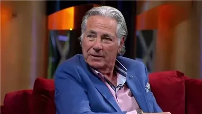 فنانون ينعون الفنان مصطفى فهمي وتامر حسني: يا ريت ندعي له