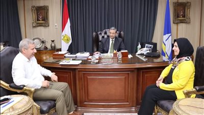 الشهابي يتصل هاتفيًا بأوائل الثانوية العامة بمحافظة دمياط لتهنئتهم بالتفوق 