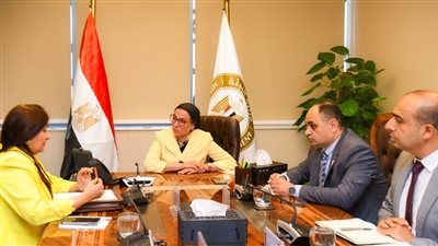 وزيرة البيئة تناقش مقترحا حول كيفية الاستفادة من المخلفات وتحويلها إلى طاقة 