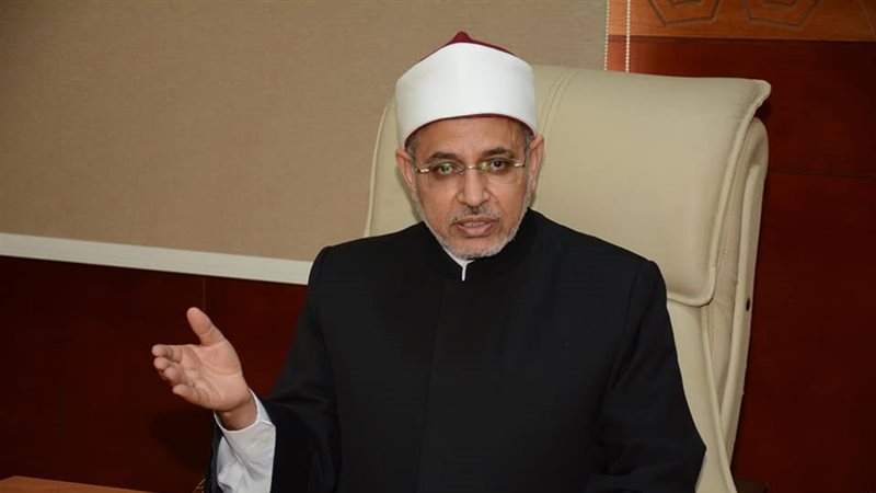 الدكتور سلامة داود،