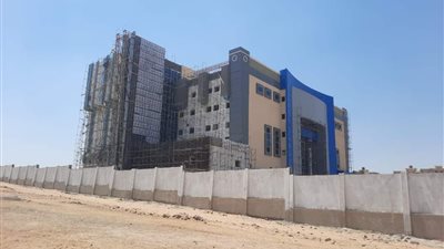 رئيس جهاز مدينة العبور يتابع موقف تنفيذ مستشفى العبور العام 