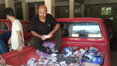 حملة لـ صحة البحيرة تضبط أغذية فاسدة في شبراخيت وأبو حمص