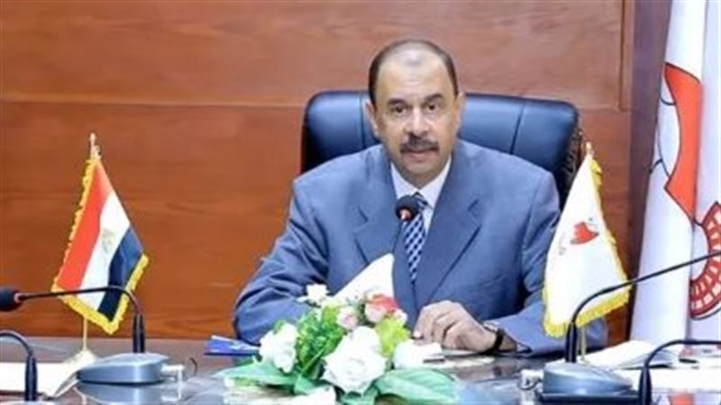  اللواء عبد الفتاح