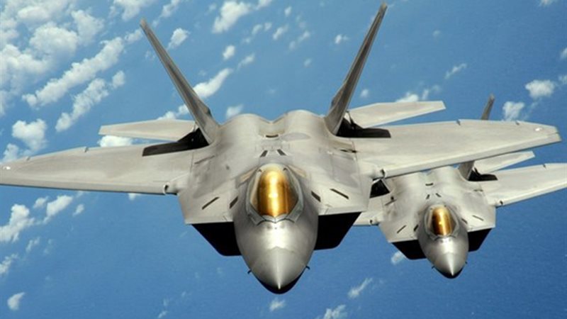 طائرات F22، فيتو