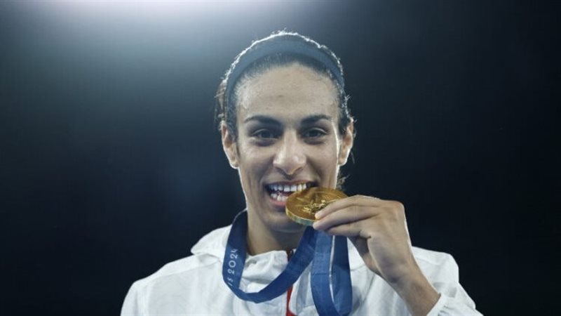 لاعب الجزائر ايمان