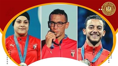 وزير العمل يهنئ 