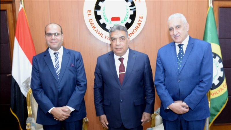 تكريم السكرتير العام