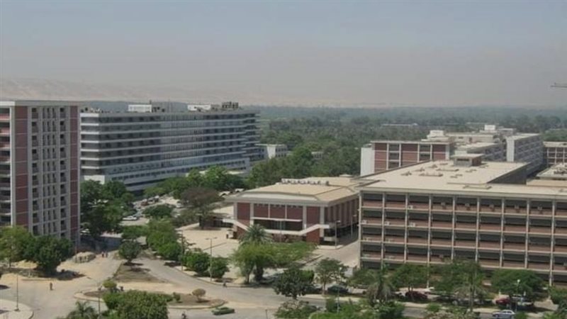 مستشفيات جامعة أسيوط،