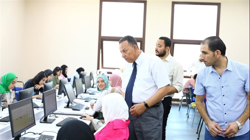 الاختبارات بجامعة