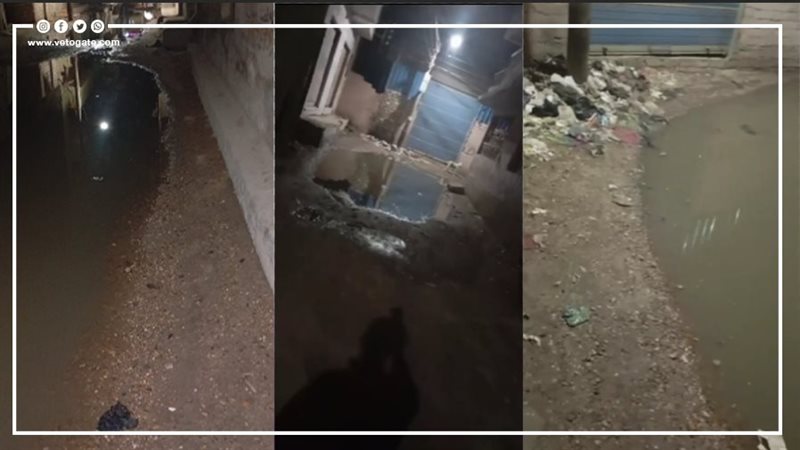 مياه الصرف تغرق شارعًا