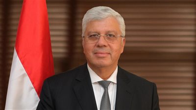 إغلاق منشأة بالعباسية، التعليم العالي تطالب أولياء الأمور والطلاب بعدم الانسياق وراء الكيانات الوهمية