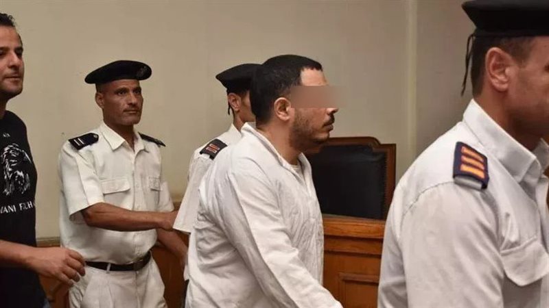 سفاح التجمع، فيتو