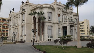 جامعة عين شمس تطلق حملات توعوية لأولياء أمور ذوي الهمم