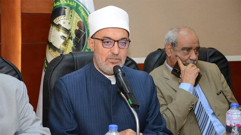 الدكتور نظير عياد