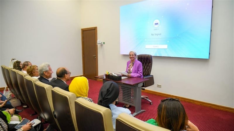 وزيرة البيئة تعلن