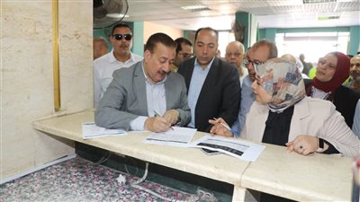محافظ المنوفية يتفقد انتظام العمل بمستشفى حميات ميت خلف