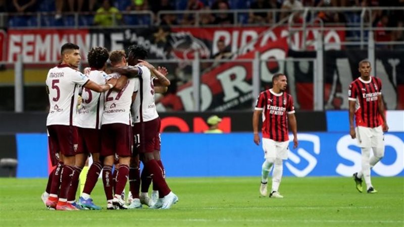 ميلان وتورينو، فيتو