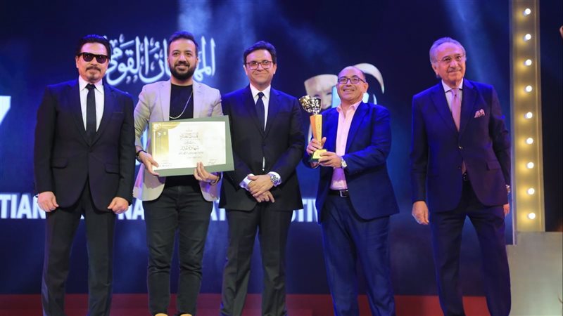 جوائز البيت الفني