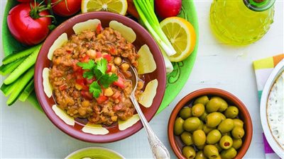 طريقة عمل الفول المدمس، زي الجاهز وبأقل التكاليف