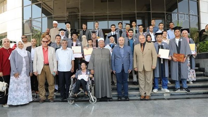 تكريم أوائل الثانوية