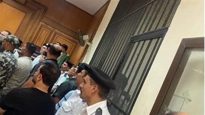 النيابة تتلو أمر الإحالة في محاكمة أحمد فتوح