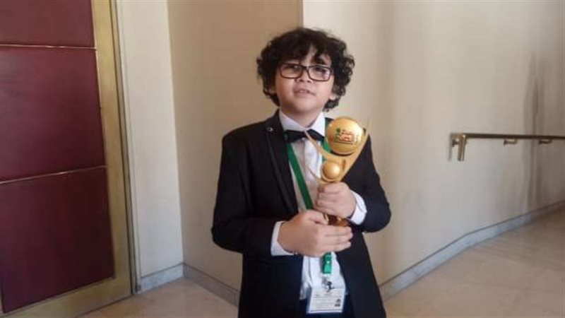 المبدع الصغير، فيتو