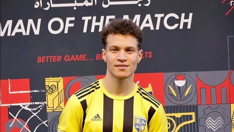 عبدالرحمن خالد،فيتو
