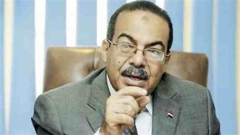 يحيي حسين عبد الهادي،
