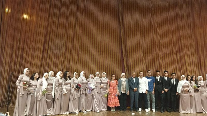 جامعة عين شمس، فيتو