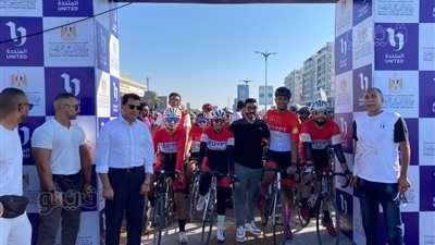 بمشاركة 1000 شاب وفتاة، انطلاق مهرجان الدراجات الهوائية بالعلمين الجديدة (صور) 