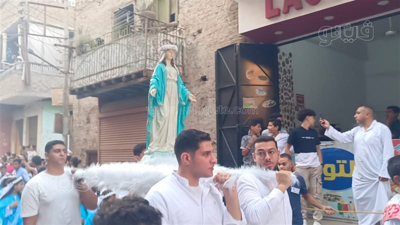 أقباط الأقصر يحتفلون