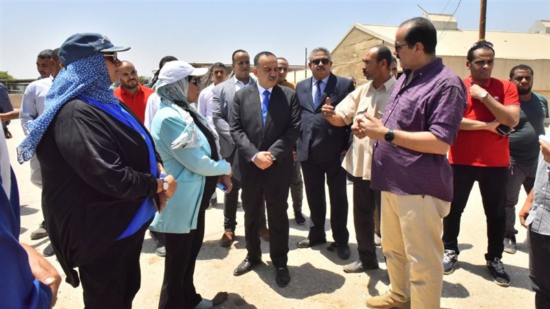 محافظ أسيوط يتفقد