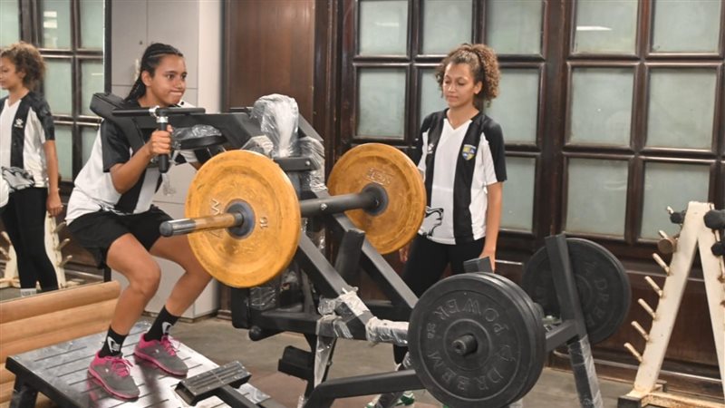 تدريبات بدنية للاعبات