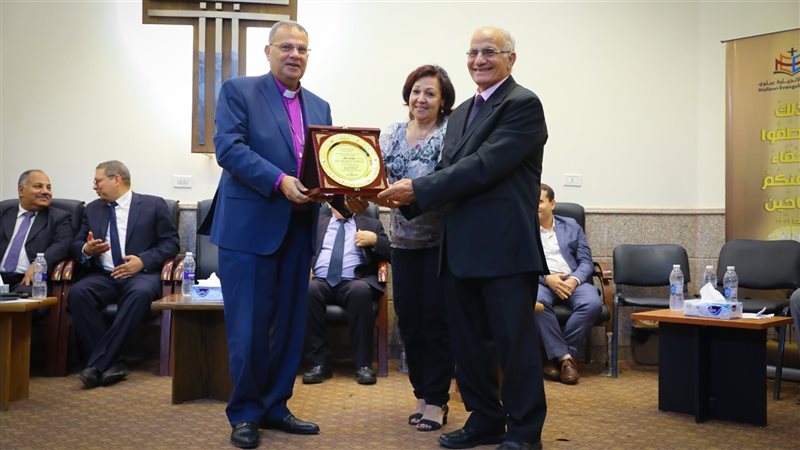 رئيس الإنجيلية في
