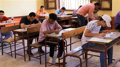 التعليم: خطة لتقليل عدد لجان الثانوية وتدابير للتشويش على وسائل الغش الإلكترونية