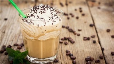طريقة عمل الآيس كوفي، زي الكافيهات وبأقل التكاليف