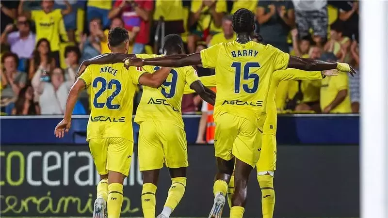 فياريال، فيتو 