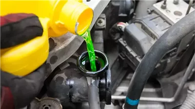 طرق فحص سائل تبريد المحرك عند ركن السيارة لفترات طويلة 
