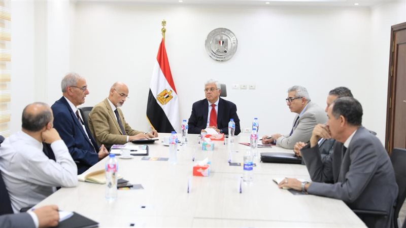 د. عاشور يستقبل رئيس