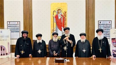 البابا تواضروس يتلقى تقريرا عن العمل الرعوي في إيبارشية مطاي