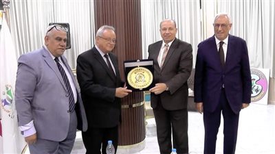 الصالون الثقافي بجامعة المنصورة يناقش 