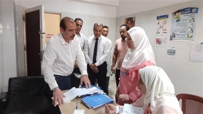 نائب وزير الصحة يوصي بإحالة الفرق الإشرافية بـ 5 إدارات صحية للتحقيق بالبحيرة 