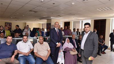 جبران يتفقد الدورات التدريبية لمسؤولي إدارات العمالة غير المنتظمة (صور)