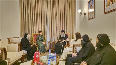 سفيرة سويسرا تتعرف على تاريخ المسيحية في مصر خلال زيارة دير المحرق