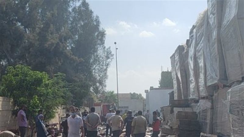 حريق هائل داخل مصنع