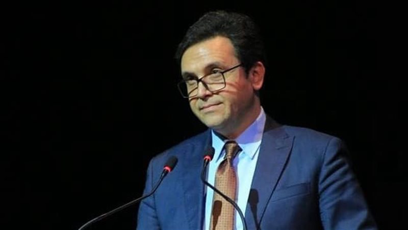 الدكتور أحمد فؤاد