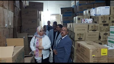 وكيل وزارة الصحة بأسيوط يتفقد المخزن الإقليمي للأدوية والمستلزمات الطبية