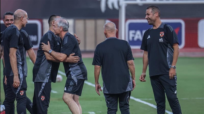 الاهلي، فيتو