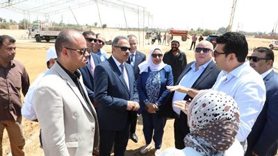 استعدادا لمهرجان الخيول، محافظ الشرقية يتفقد أرض الفروسية بمدينة بلبيس (صور)