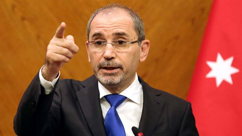 أيمن الصفدى، فيتو